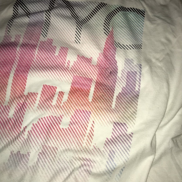 Shirts - Picture 4 of 4